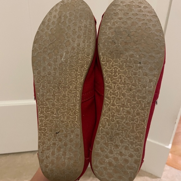 Toms Red flats size 7 - Picture 4 of 5